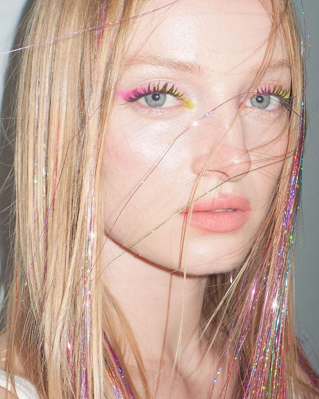 Thousands Love SeoulGlow™ - The Original Glitter Extentions